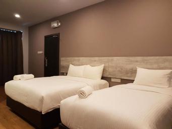 Family, Single Bed, No Window