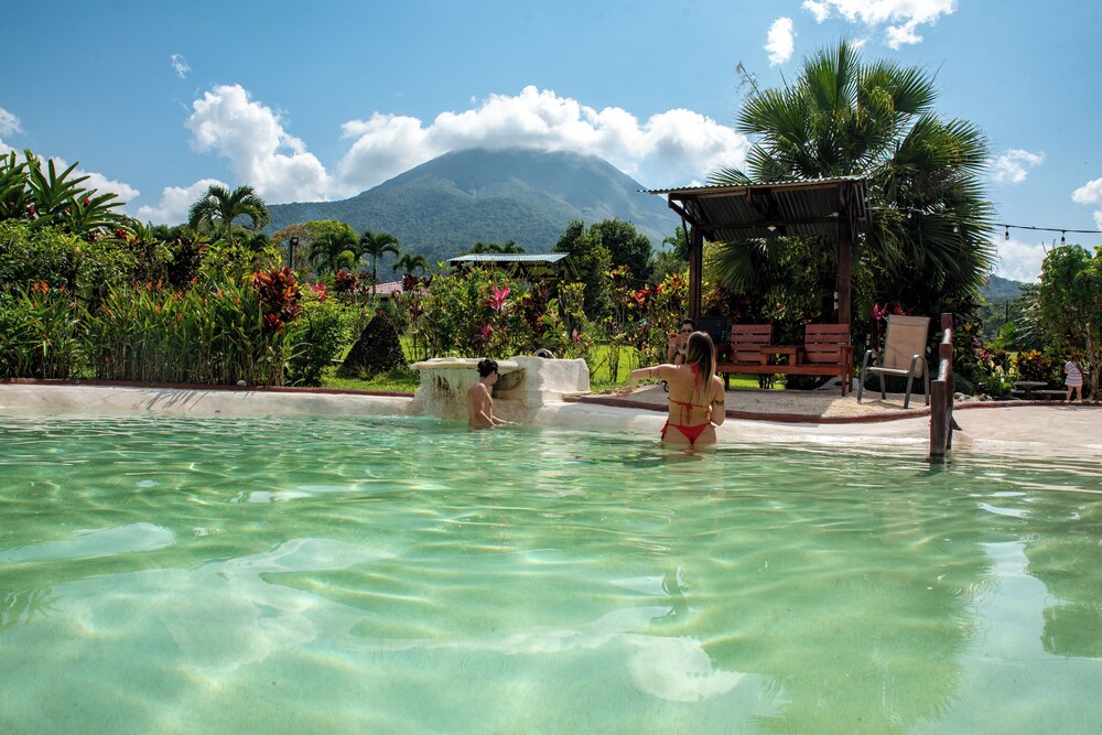 Hotel Sueño Dorado 64/72