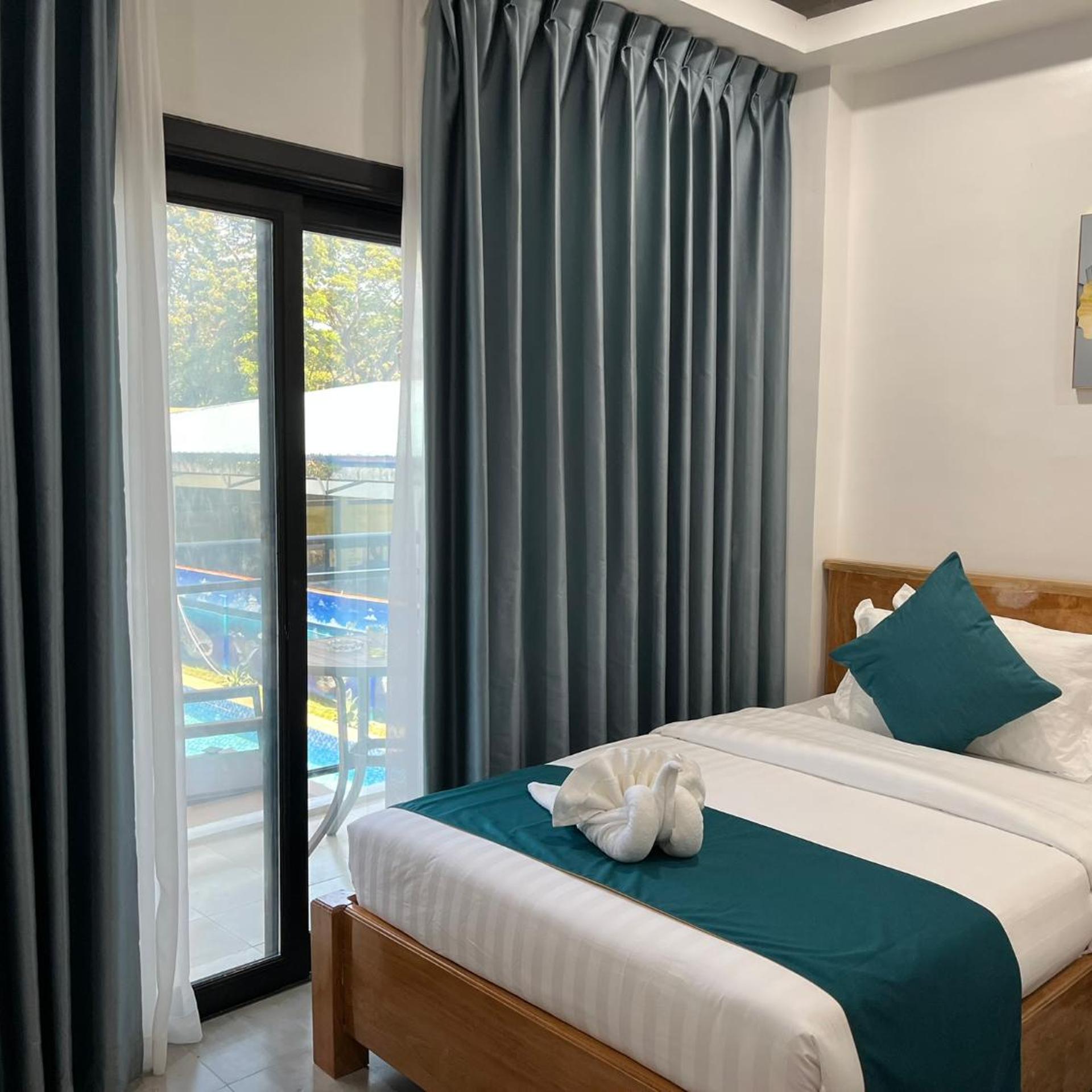 Ocean Star Hotel Coron 21/50
