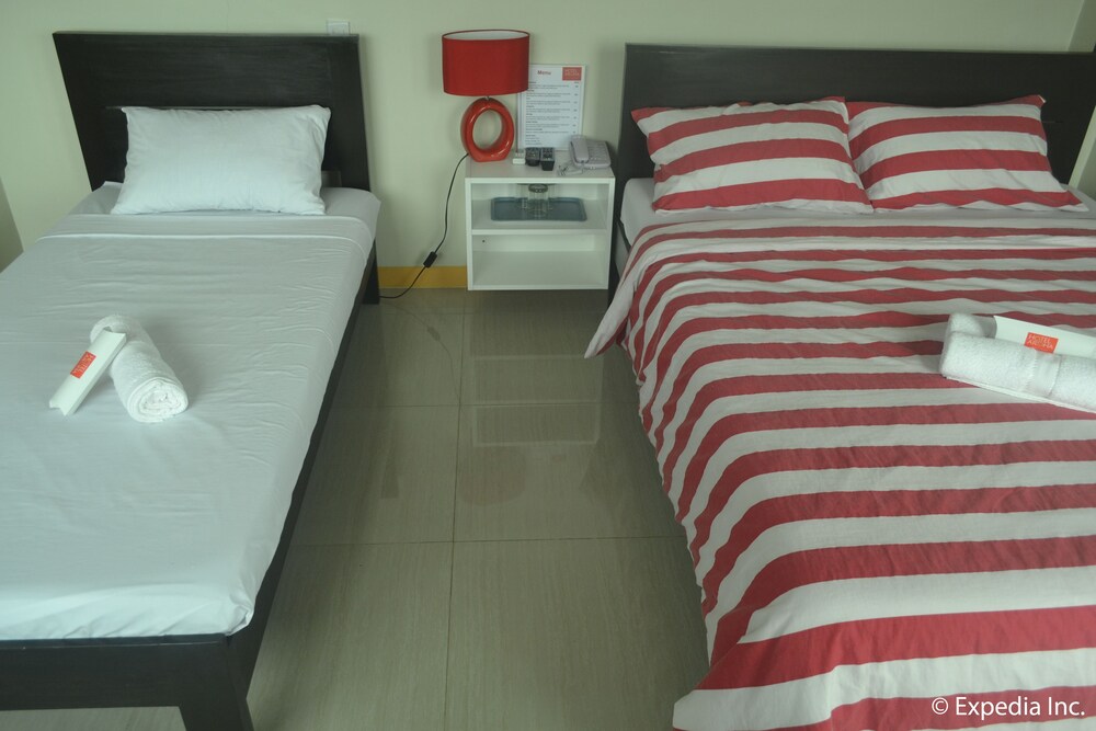 Aroha Hotel 9/39