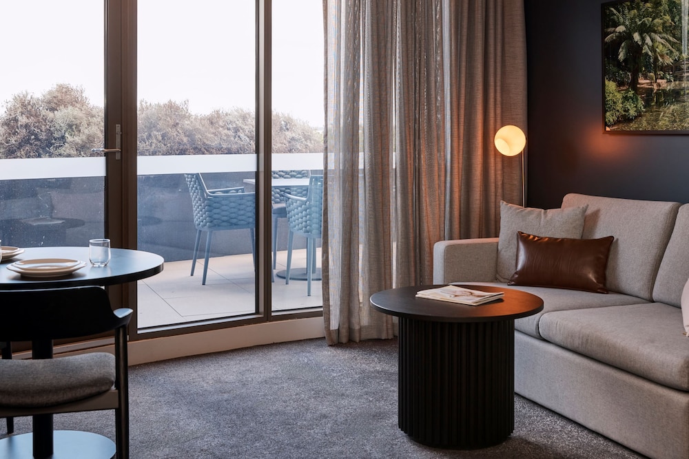 Rydges Ringwood 38/59
