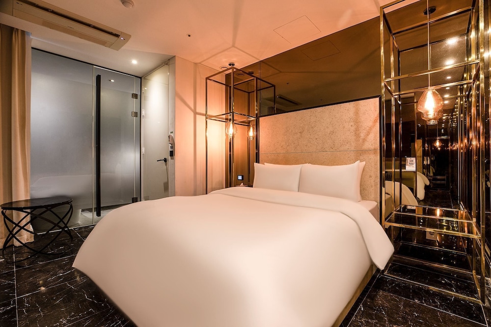 Hotel The Designers Cheongnyangni 17/59