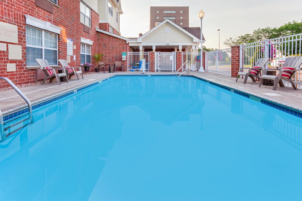 Towneplace Suites By Marriott Minneapolis West Stlouis Park 24/50