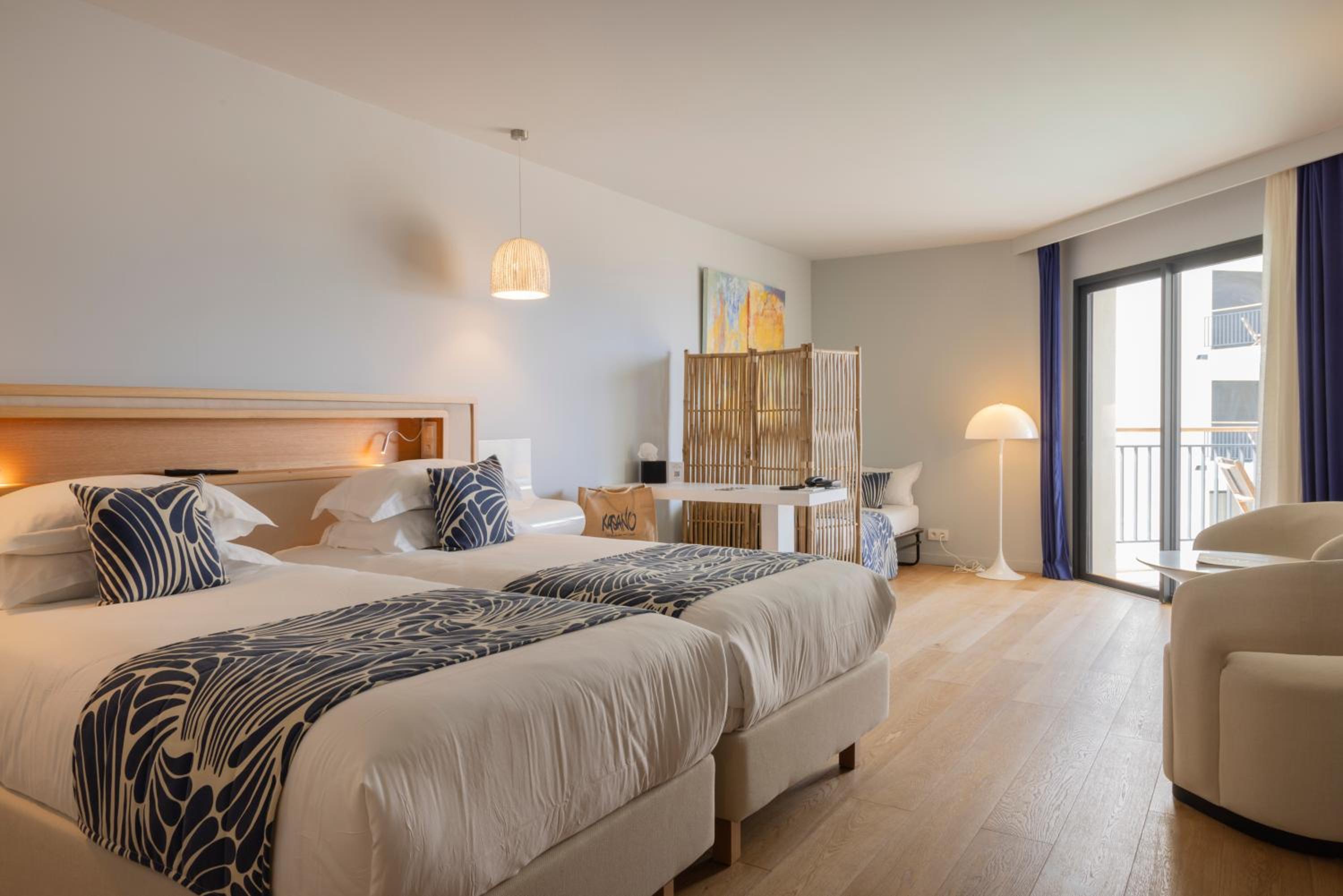 Superior, Suite, Double or Twin Bed, Pool and Sea View