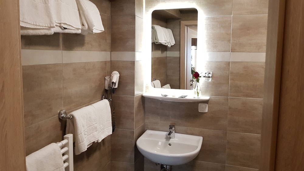 Garni City Hotel 47/50