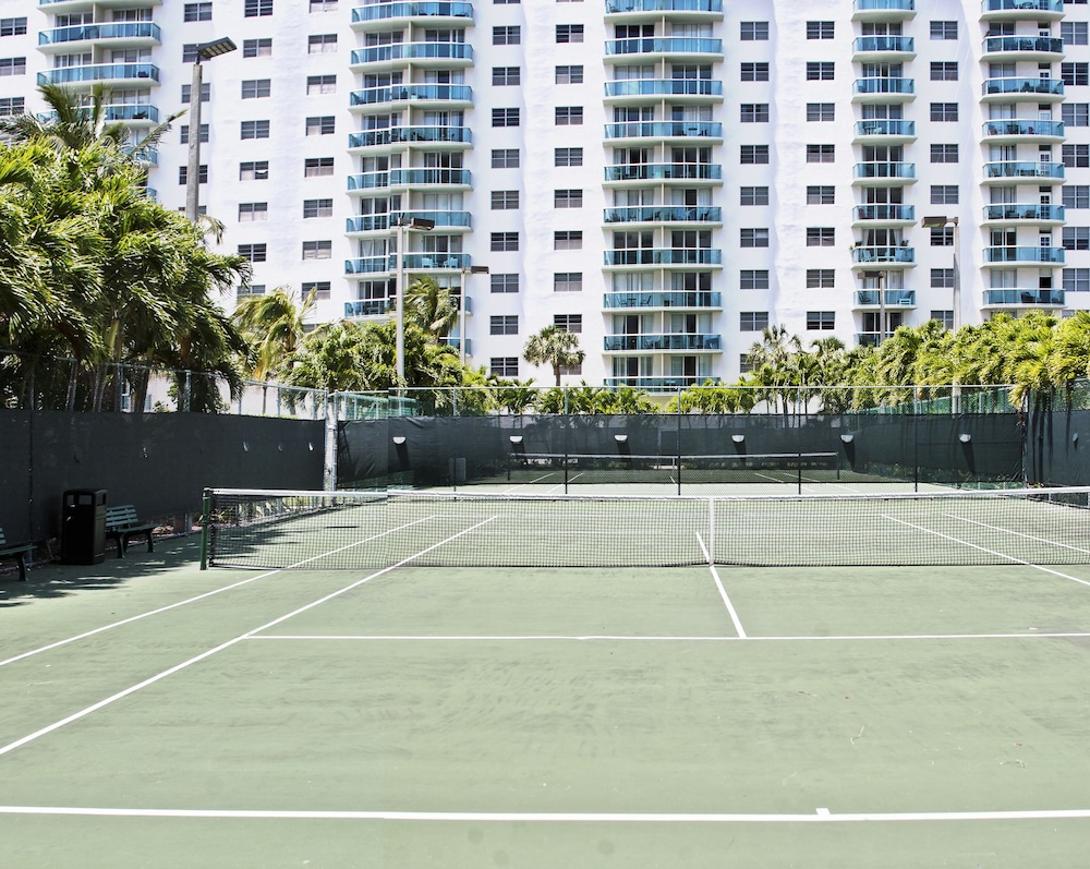 Ocean Reserve OceanView Sunny Isles Luxury Condos 24/50