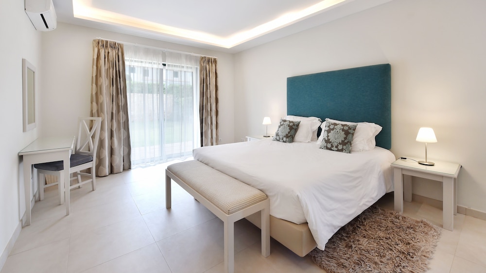 2 Bedrooms, Town House, Double and Twin Beds, Private Pool