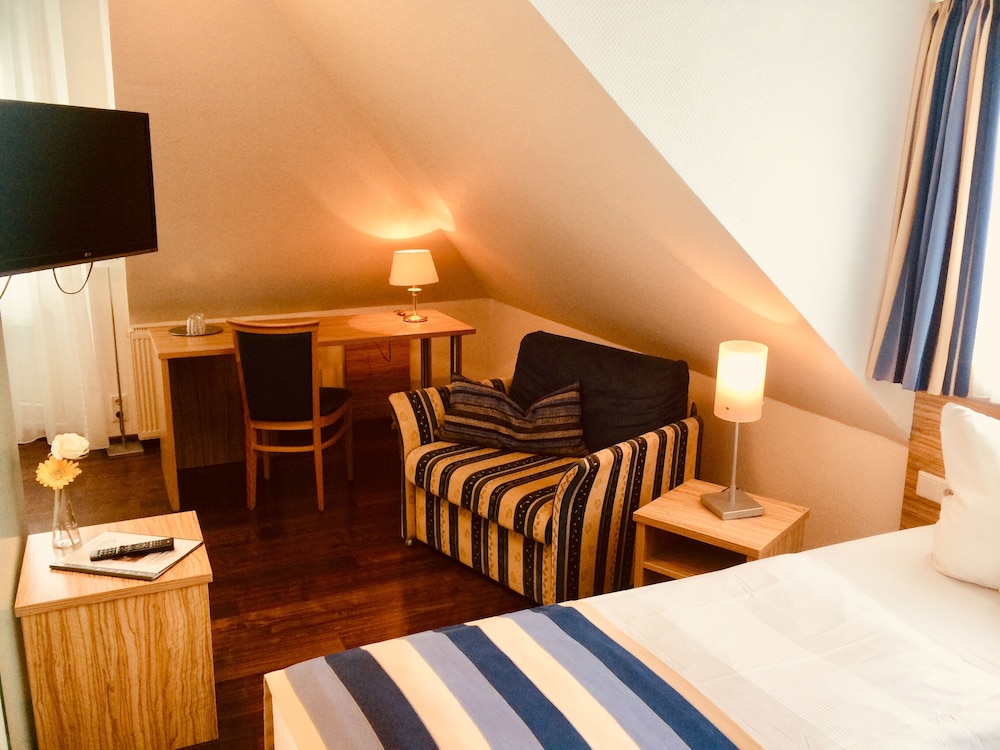 Hotel Triton 22/60