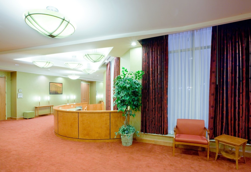 Southpark Hotel 6/50