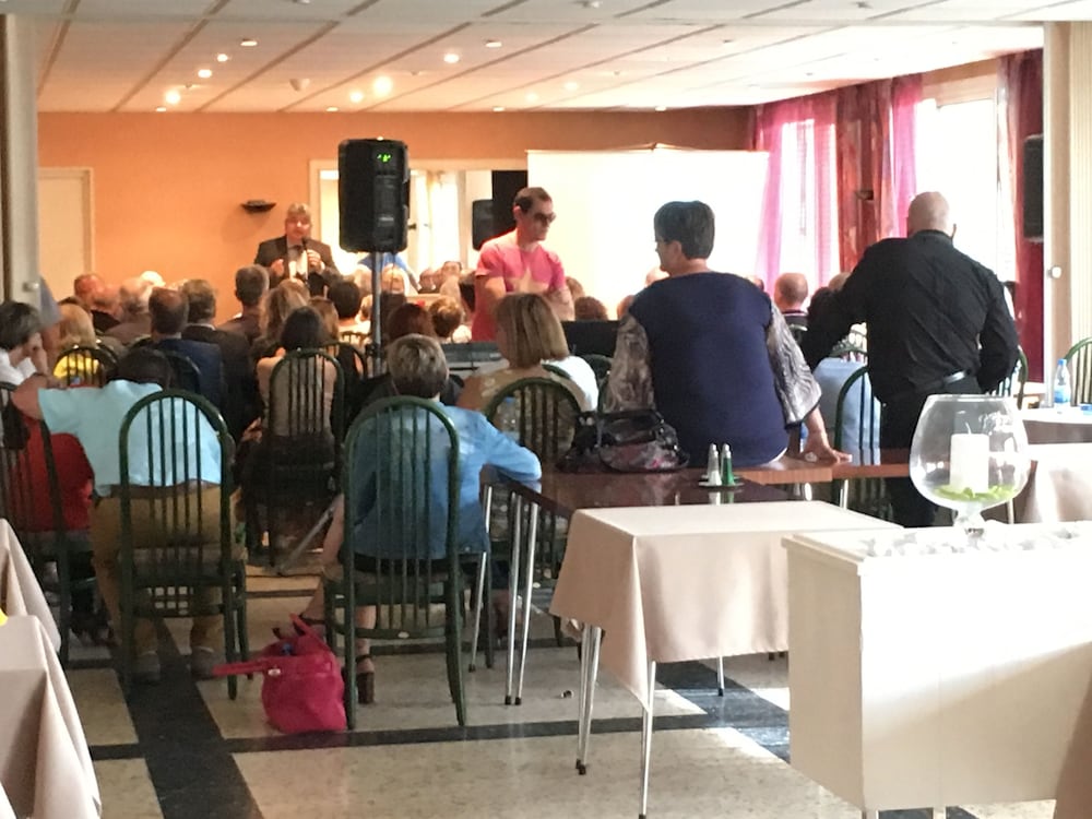 HOTEL LES CHENES 29/50