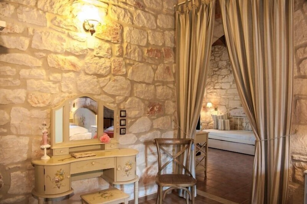 KAVOS PSAROU VILLAS 26/50