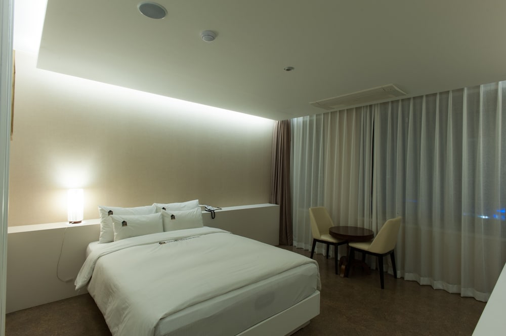 Benikea The Bliss Hotel 40/57