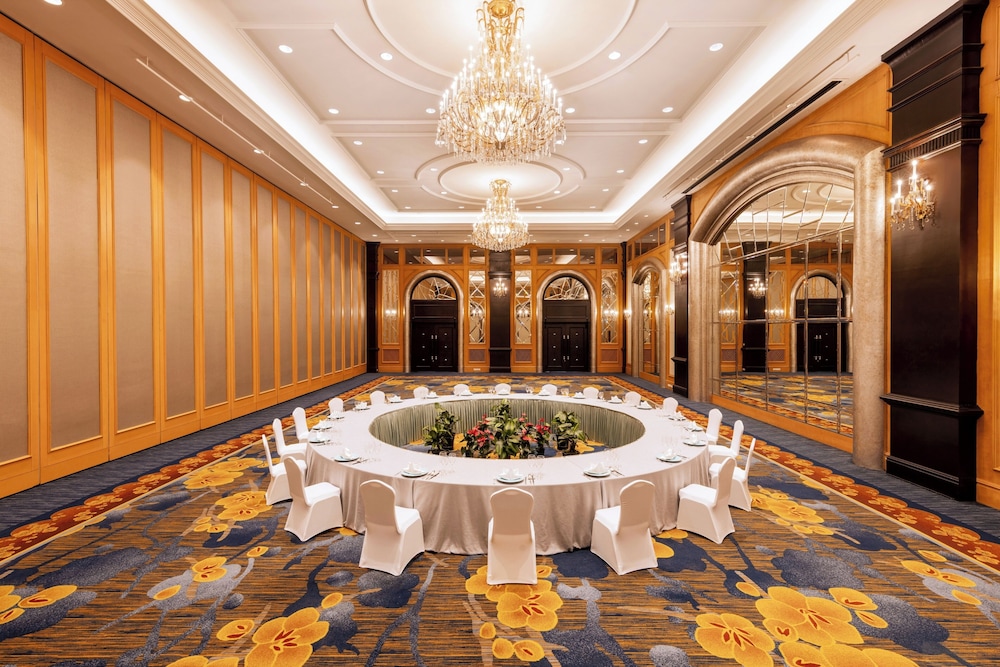 Shangri La Harbin 31/69