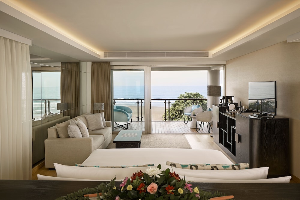 Double-Six Luxury Hotel Seminyak 35/59