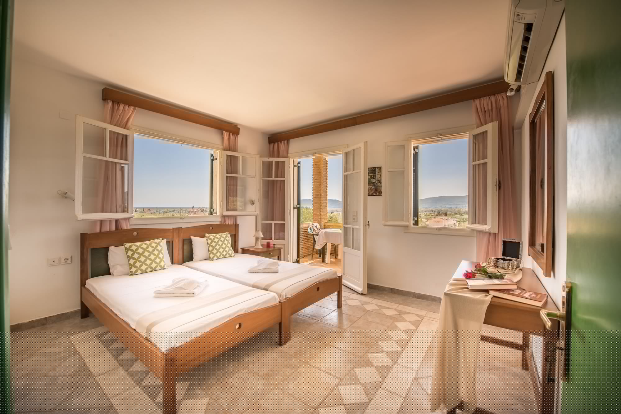 2 BEDROOMS, APARTMENT