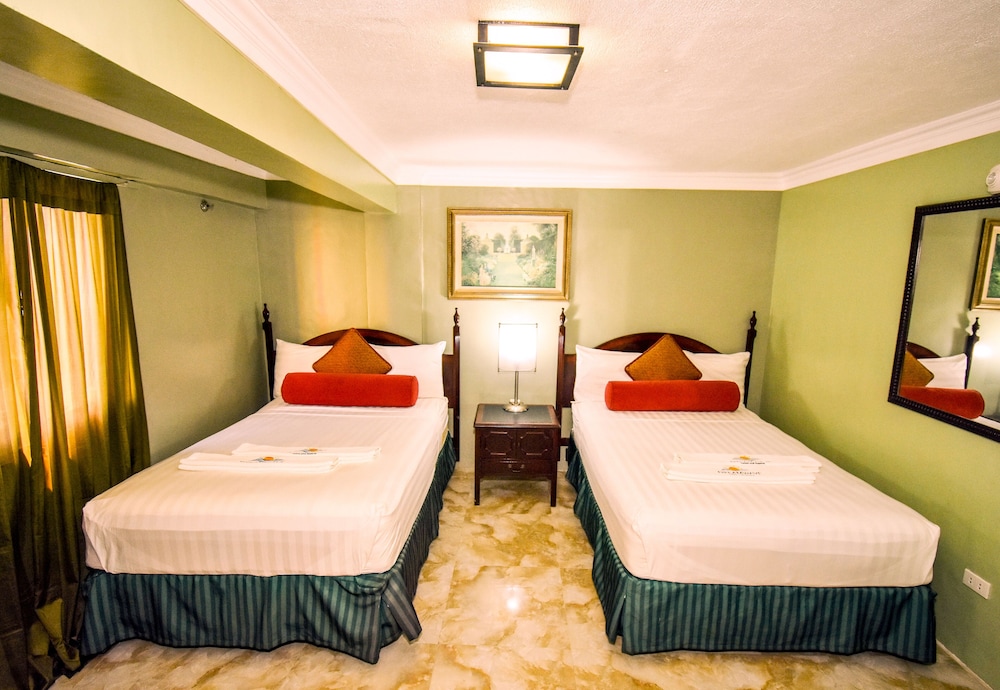 Dreamwave Hotel Puerto Galera 25/42