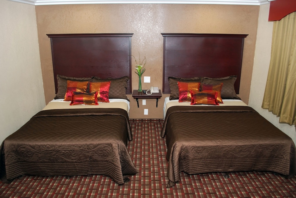 Budget Inn Anaheim 11/24
