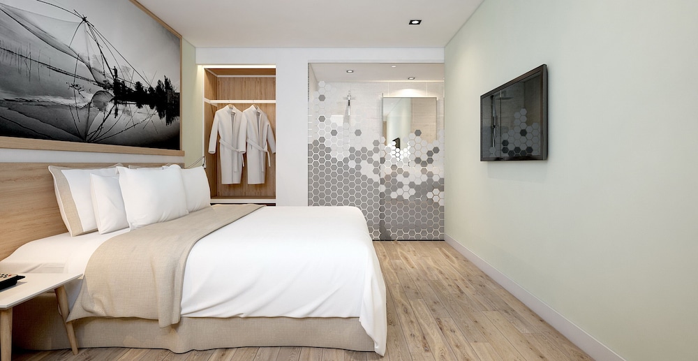 Royal HPM Hotel 18/40