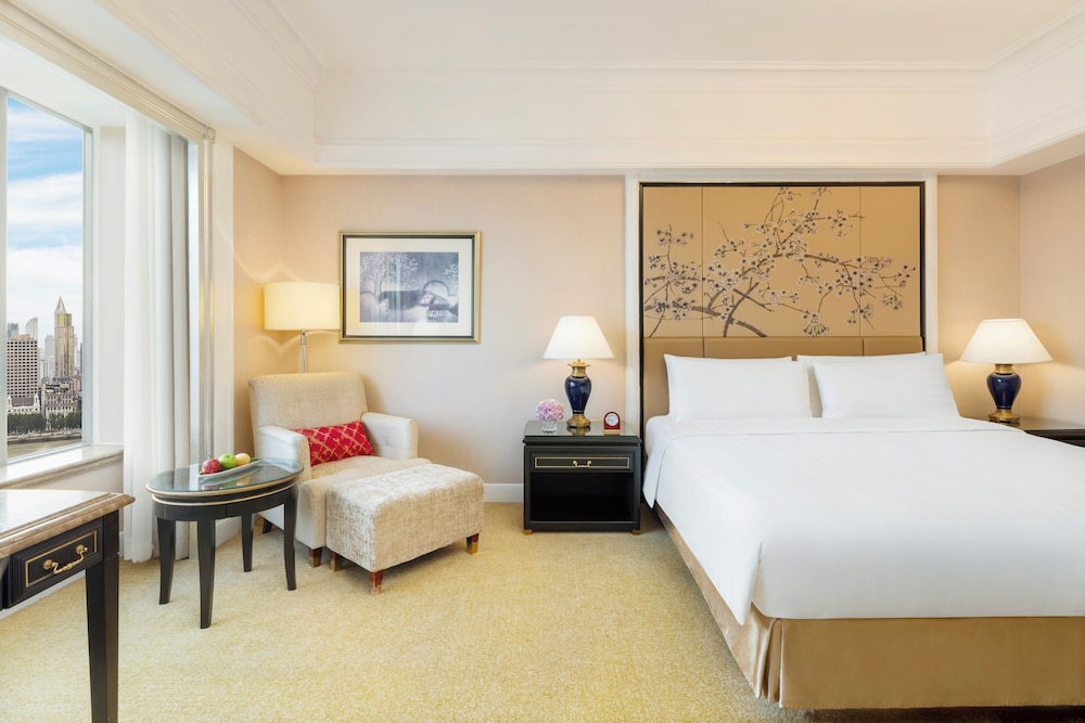 BUND, DELUXE, KING BED, WITH VIEW, RIVER WING
