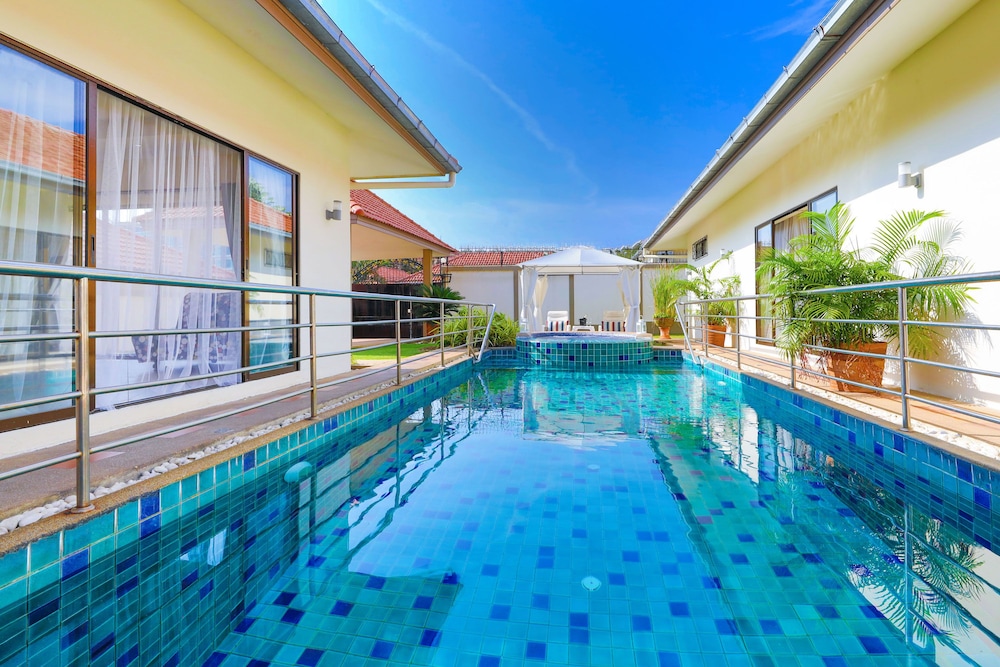 Tortuga Villas Pattaya 28/50
