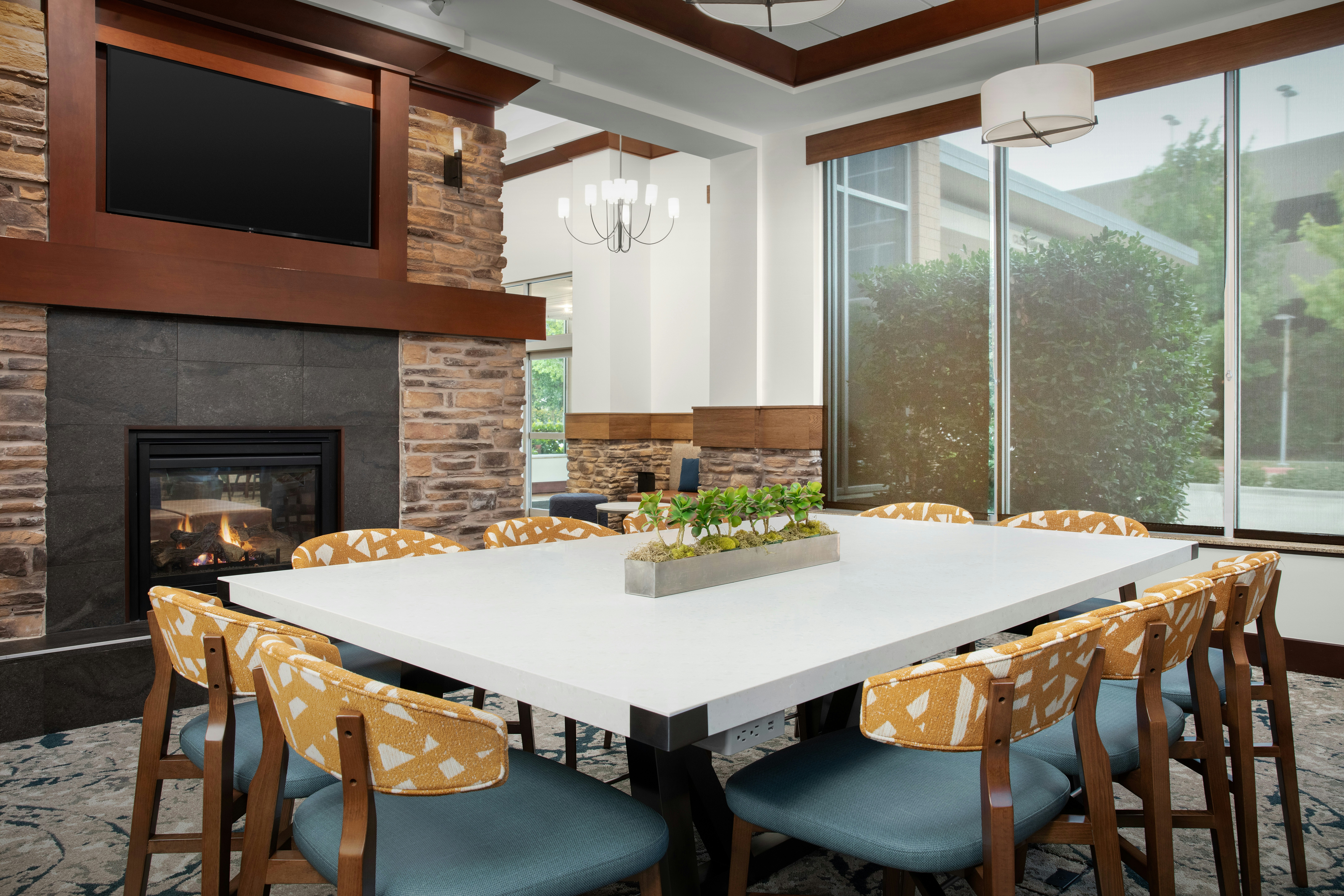 Hilton Garden Inn Fort Worth Medical Center 68/86