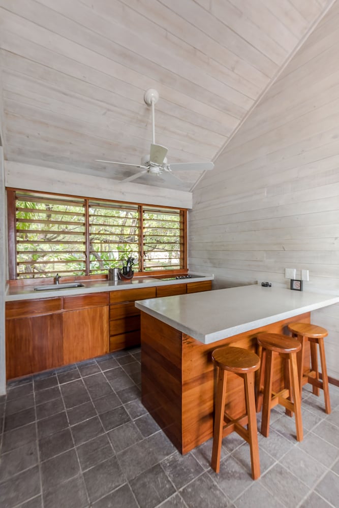 Barefoot Cay Resort 46/67