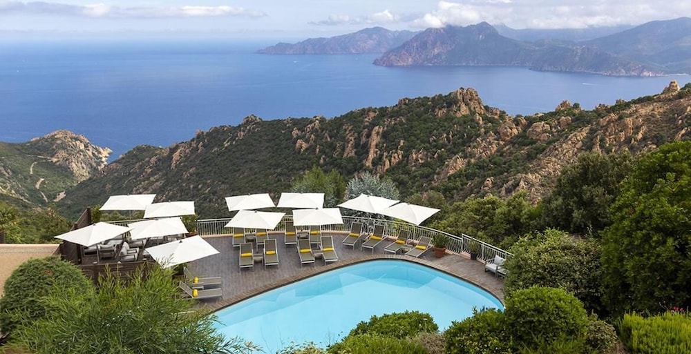 Hotel Capo Rosso 32/37