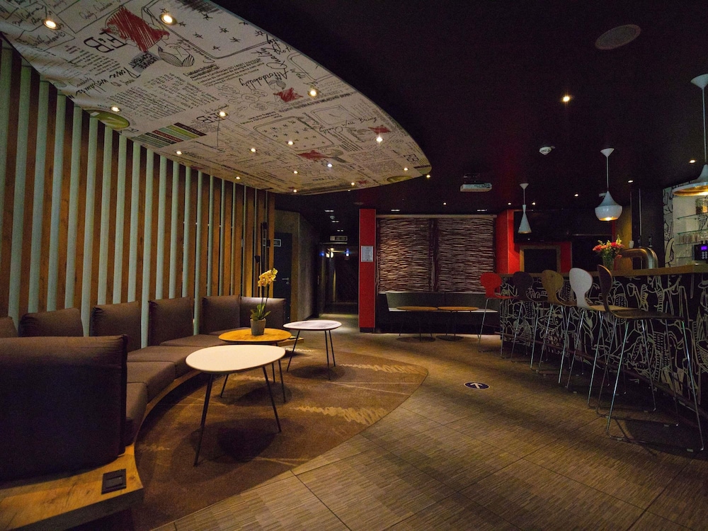 Ibis Hotel Koln Centrum 45/68