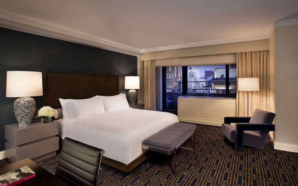 Loews Regency Hotel 19/84