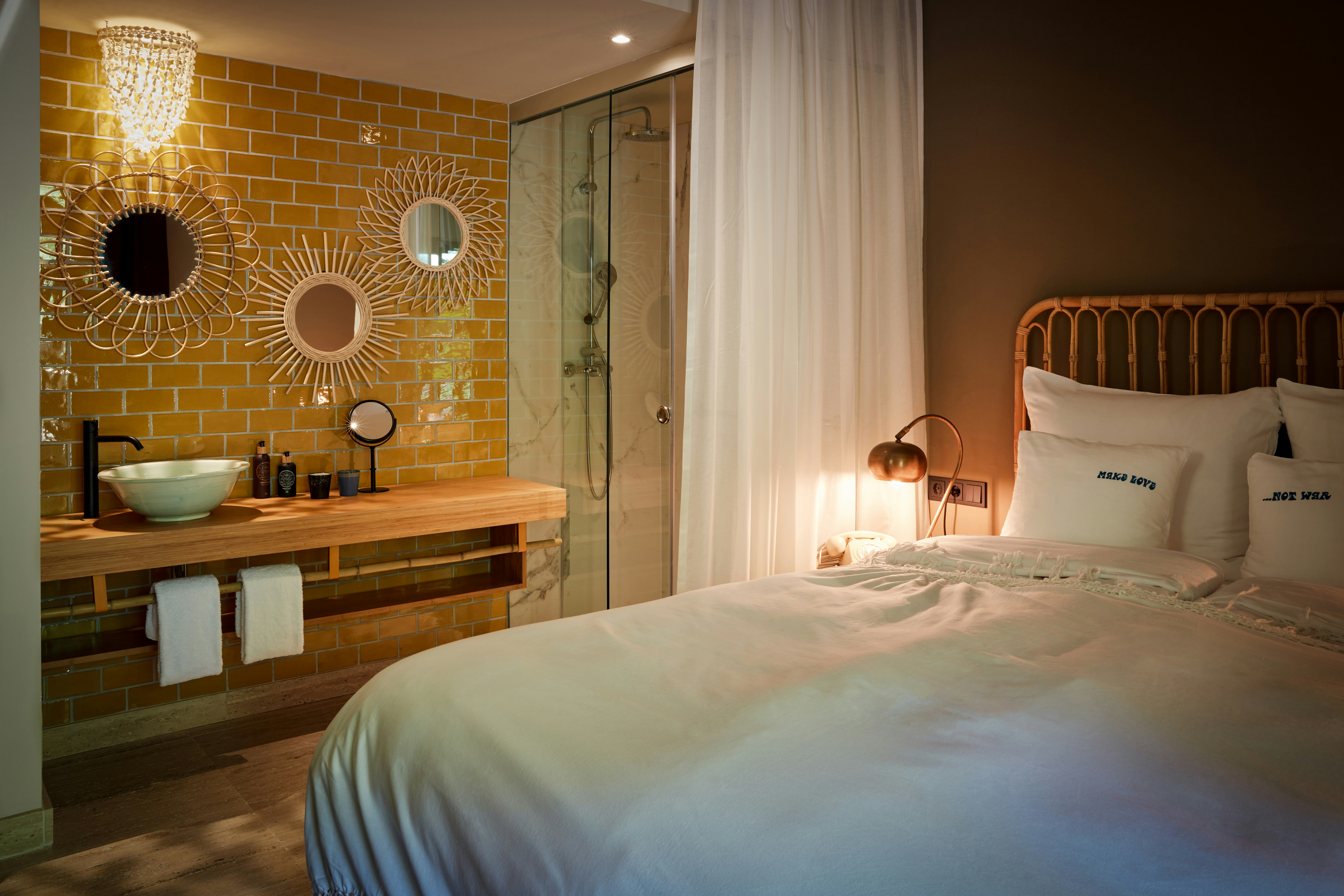 Bikini Island & Mountain Port de Soller - Adults only 4/27