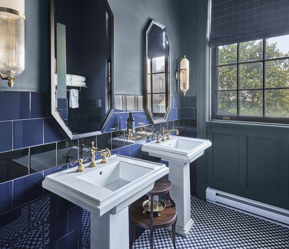 The Vanderbilt, Auberge Resorts Collection 36/40