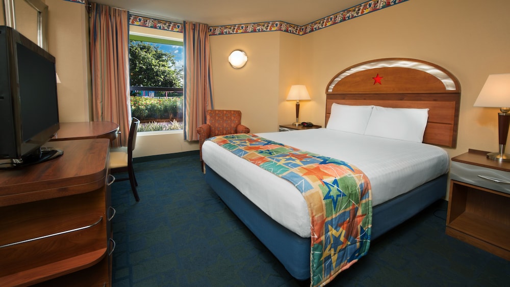 Disneys All Star Music Resort 16/50
