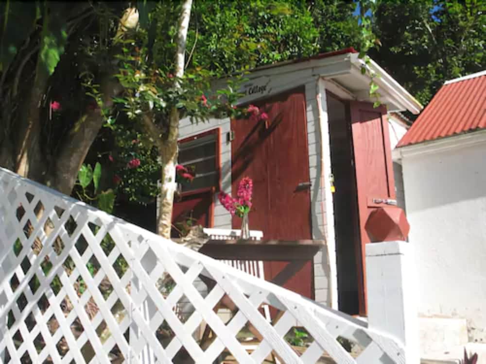 El Momo Cottages 2/38