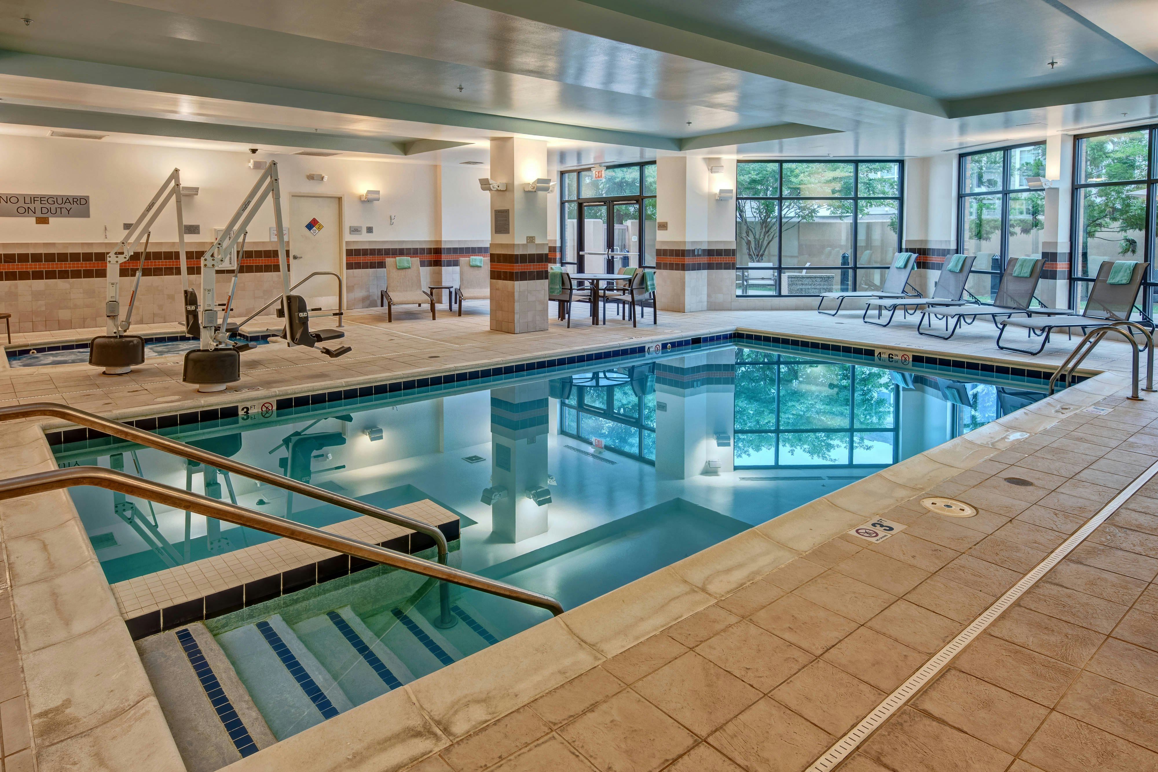 Courtyard by Marriott Newport News Airport 5/19