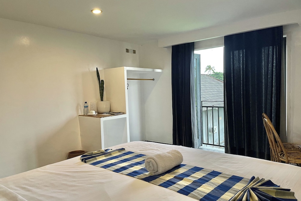 Taman Unique Hotel 16/50