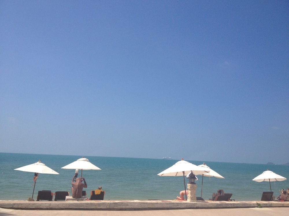 KANOK BURI RESORT 62/75