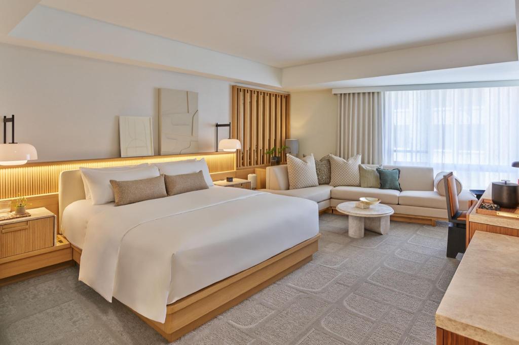 Nest, Penthouse Suite, Penthouse, King Bed, Skyline View