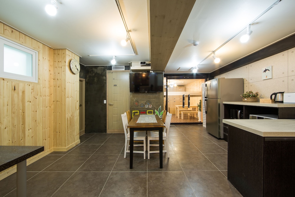 Guest House The Hill 38/41