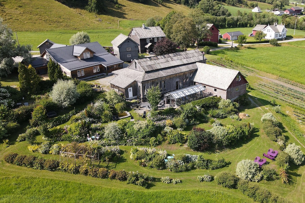 Store Ringheim Hotell and Restaurant 51/60