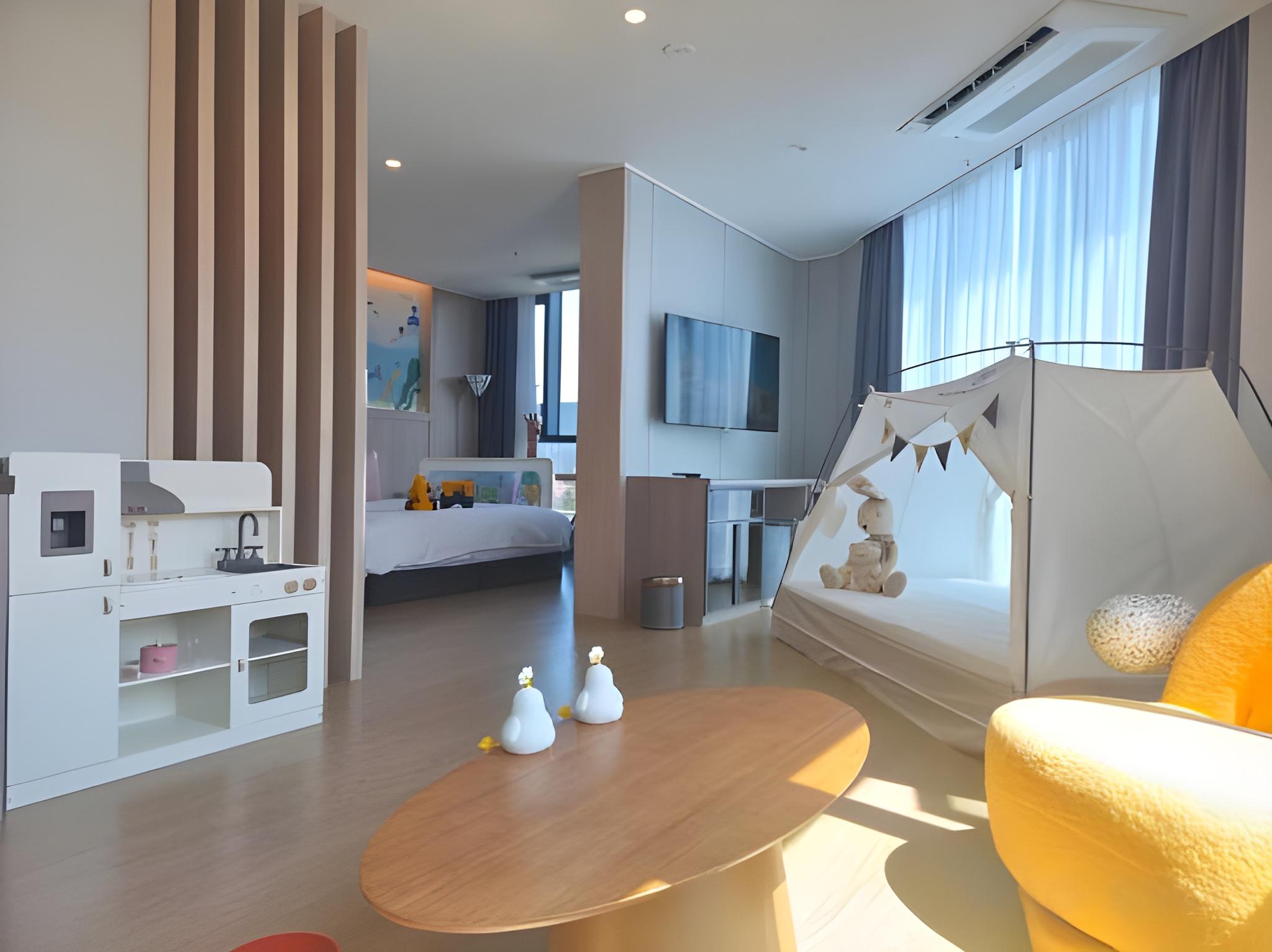Kids Suite