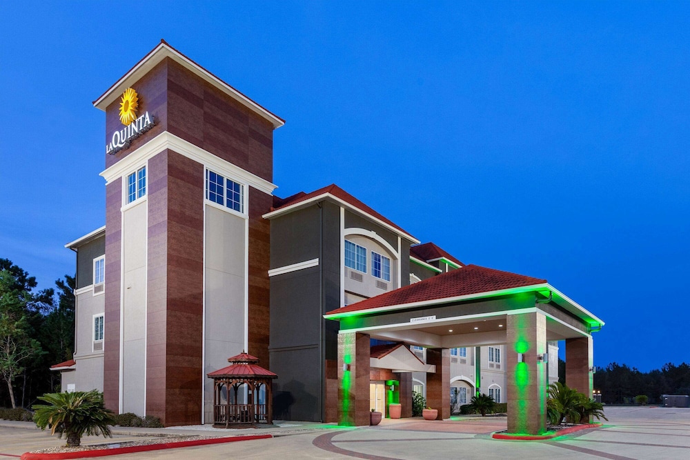 La Quinta Inn And Suites By Wyndham Lumberton 1/59
