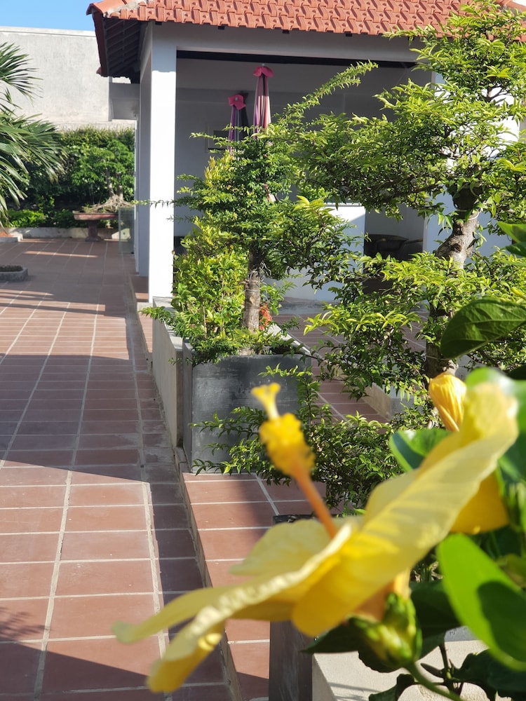 Phu Cuong Beach Hotel 45/69