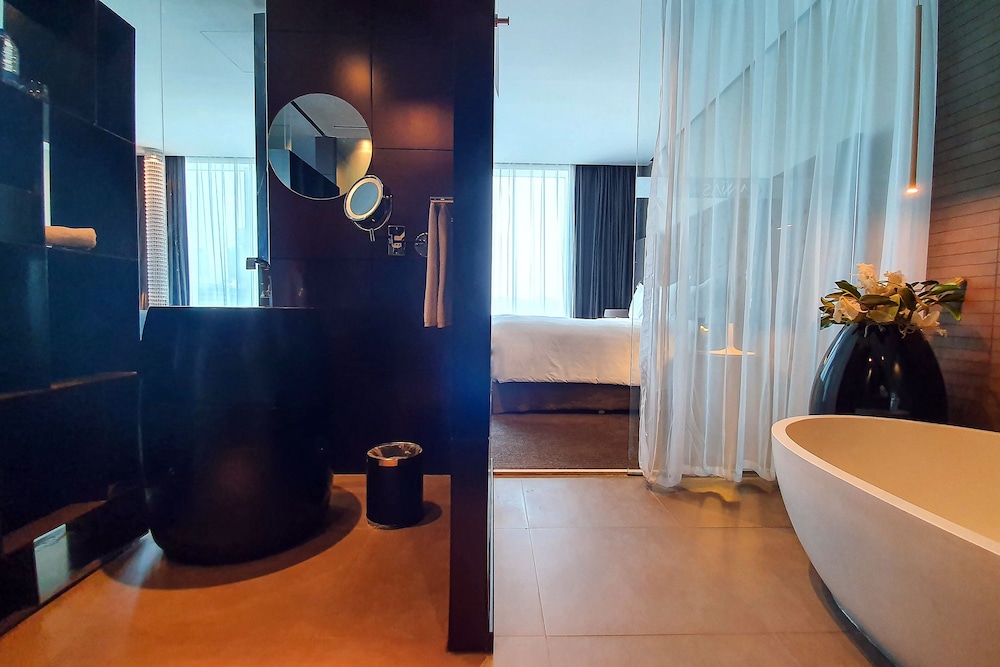 The Canvas Hotel Dubai Mgallery By Sofitel 8/49