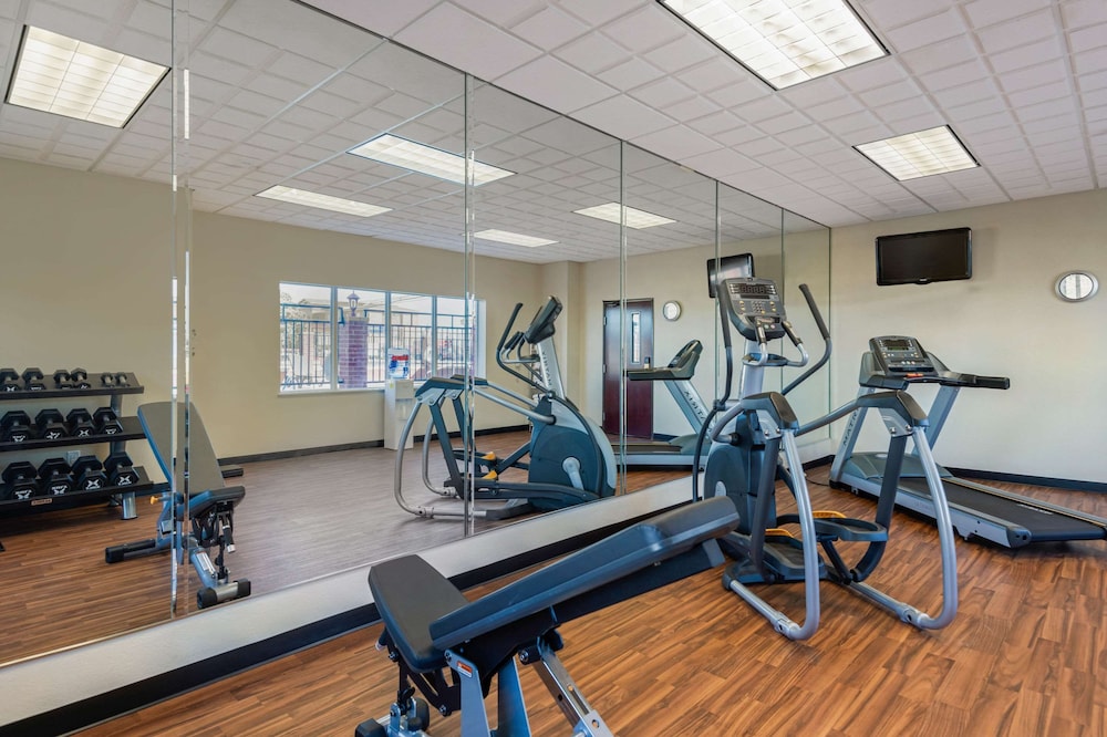 Comfort Inn & Suites Big Spring 27/39