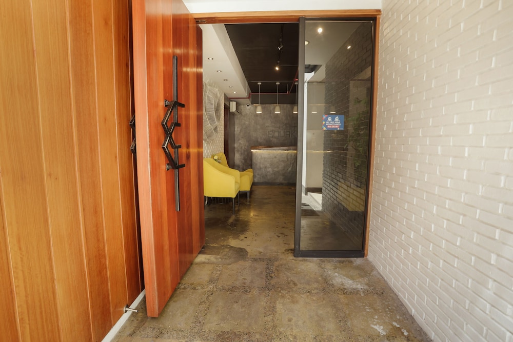 The Bourke Hotel 30/57