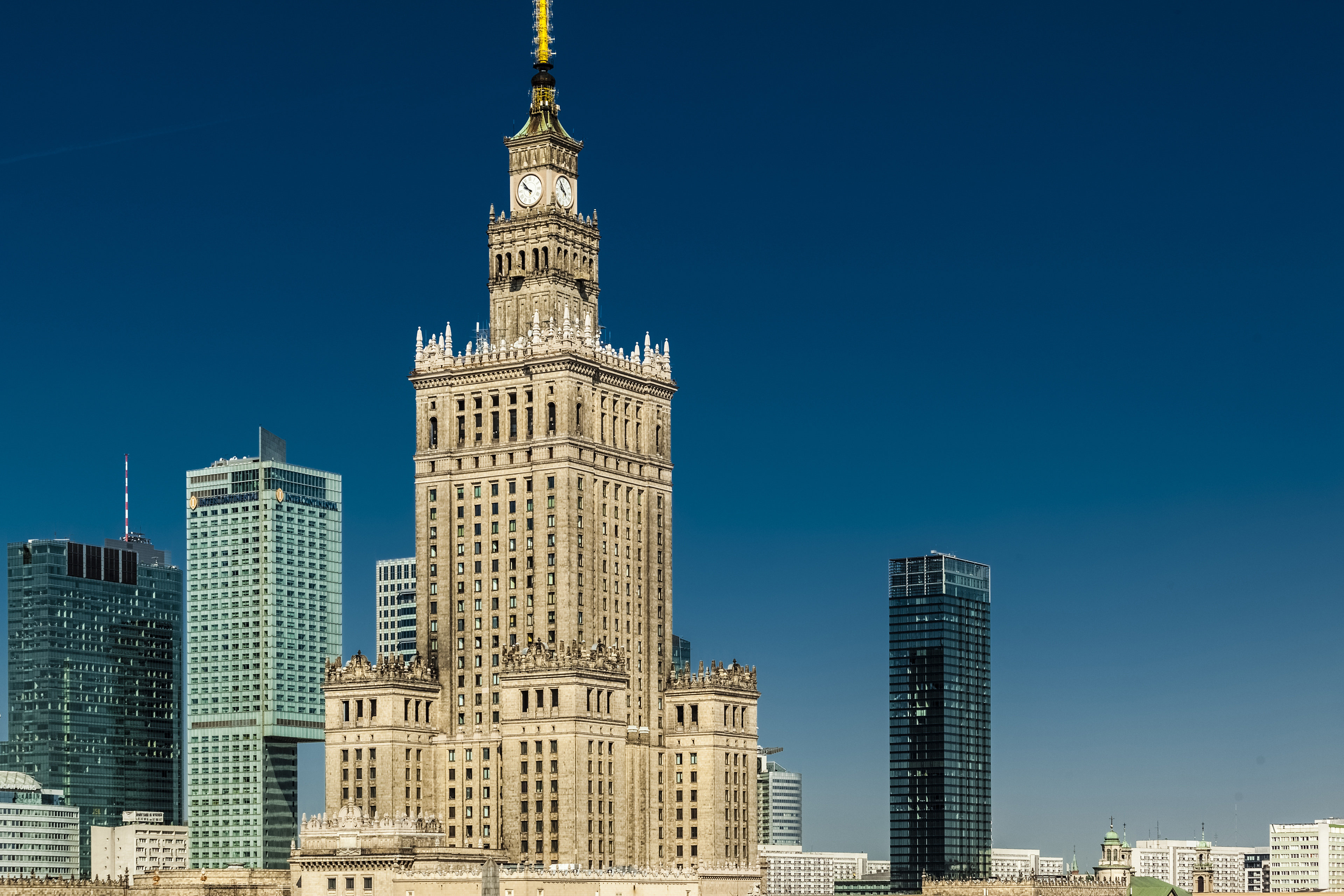 Intercontinental Warsaw 79/81