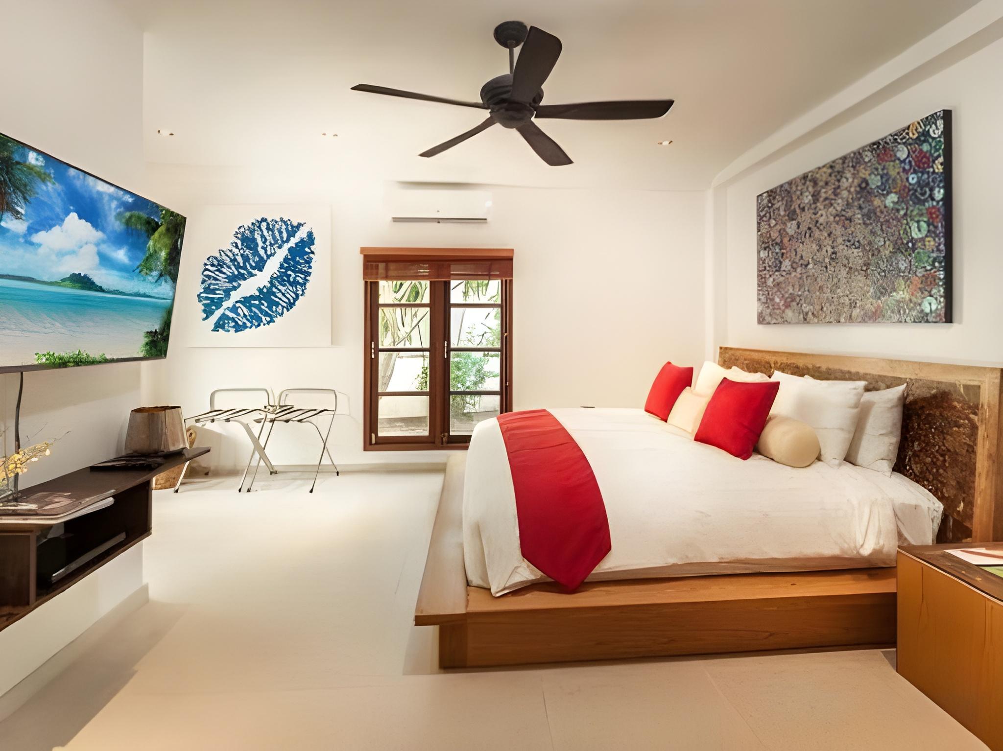 4 Bedrooms, Pool, Villa