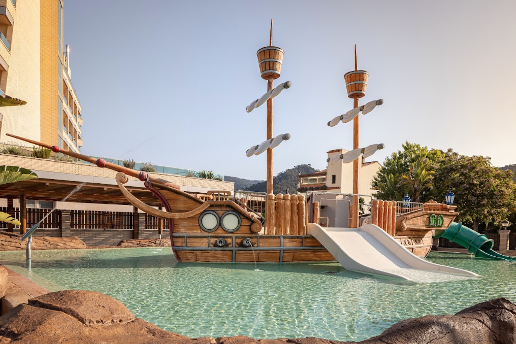 Golden Bahia De Tossa & Spa 71/75