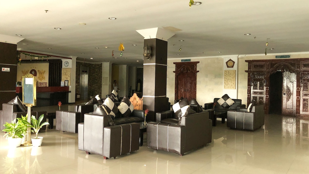 Grand Madani Hotel Syariah (ex Grand Madani Hotel by Prasanthi Syariah) 28/32