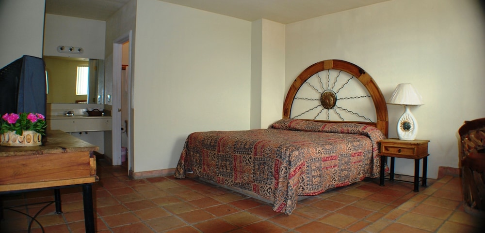Hotel Baja 9/29